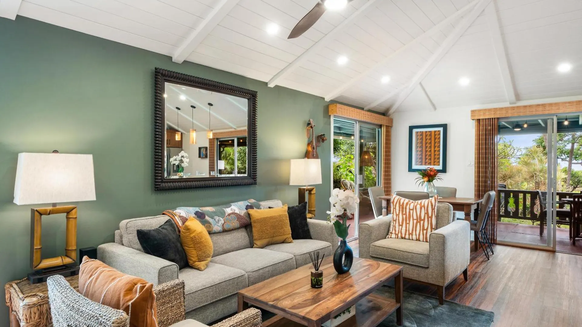 International Colony Club 28 Villa Lahaina United States